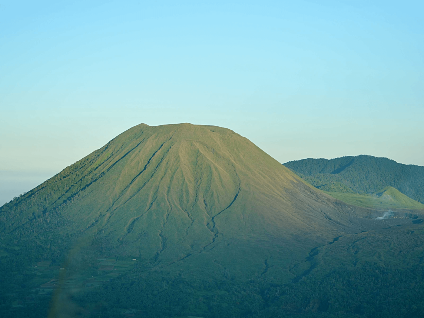 Sulawesi Volcan Lokon