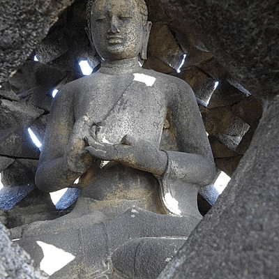 Statue de Boudha au temple de Borobudur