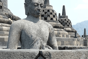 Statue de Bouddha du temple de Borobudure en Indonésie