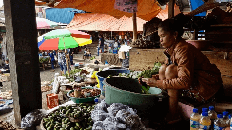 Marché quotidien de Ruteng sur l’île de Flores