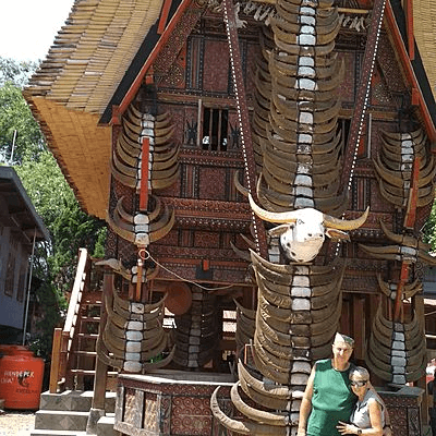 Tongkonan, maison traditionnelle Toraja en Sulawesi