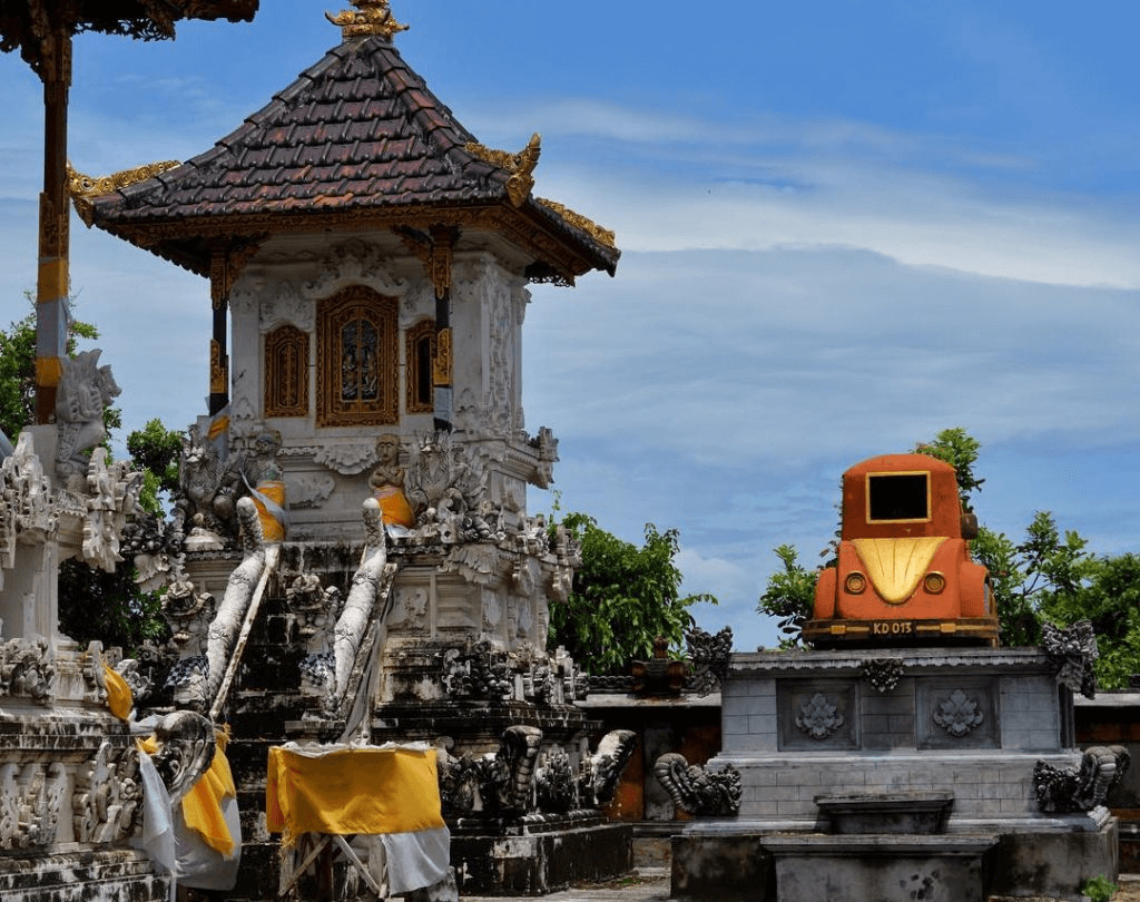 Le temple de Paluang sur l’île de Penida