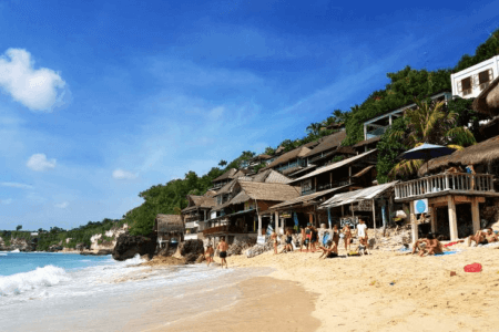 La plage de Bingin à Bali