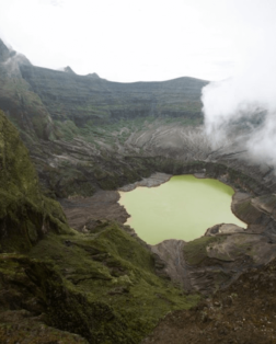 Cratère du volcan Kelud à Java