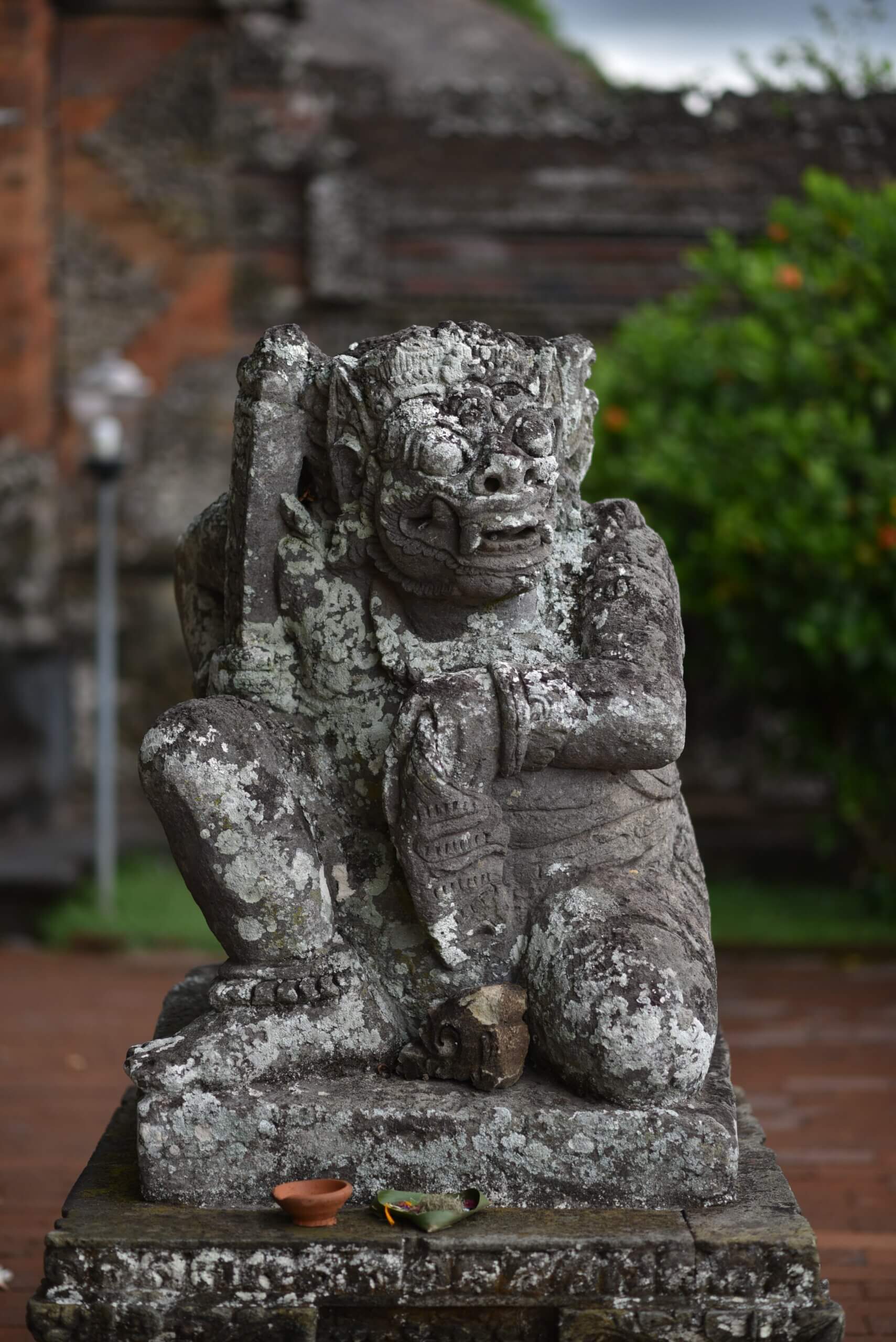 Sculpture du Barong au temple de Batuan