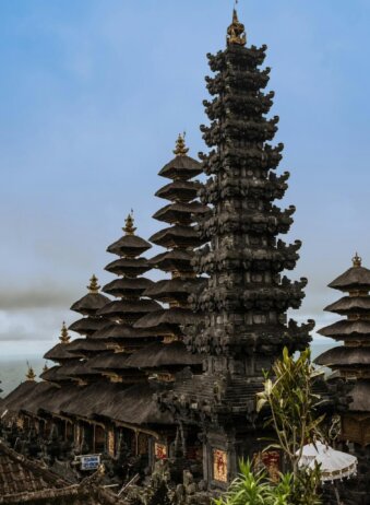 Bali temple besakih 9