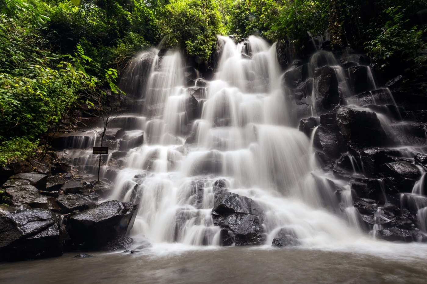 Bali Waterfall Kanto Lampo