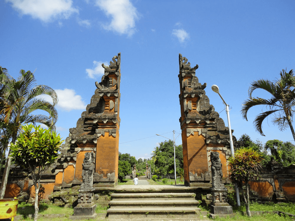 Lombok Temple Pura Lingsar