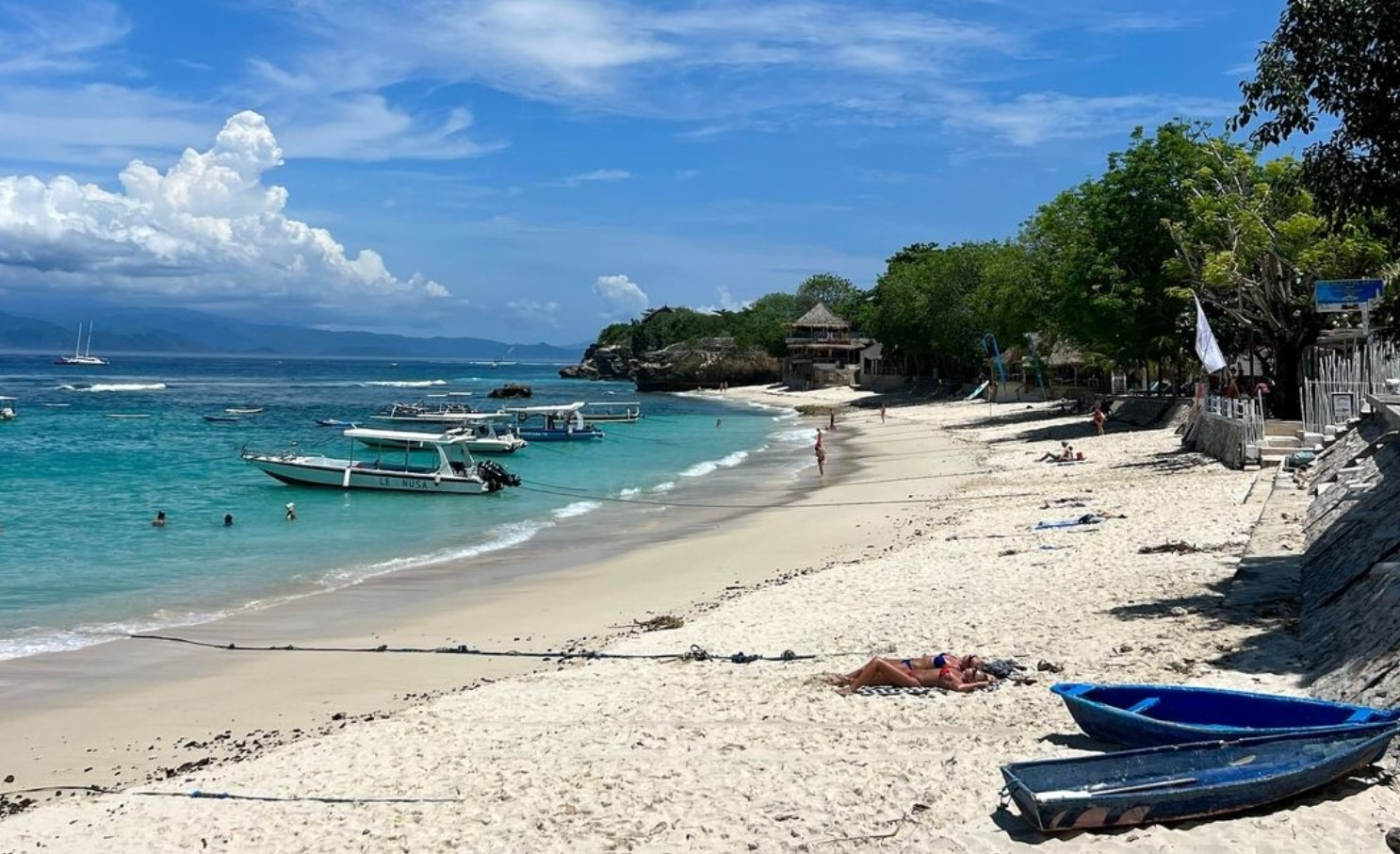 Nusa Lembongan Beach Mushroom Bay