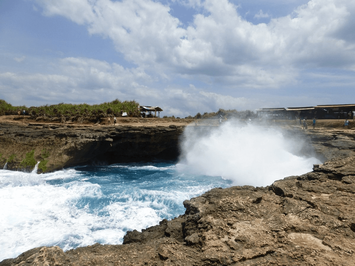 Nusa Lembongan Devil Tears