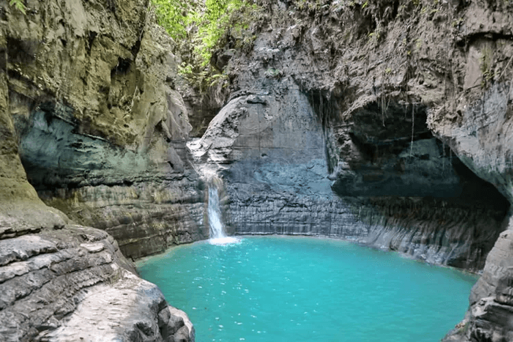 Sumba Waterfall Waimarang