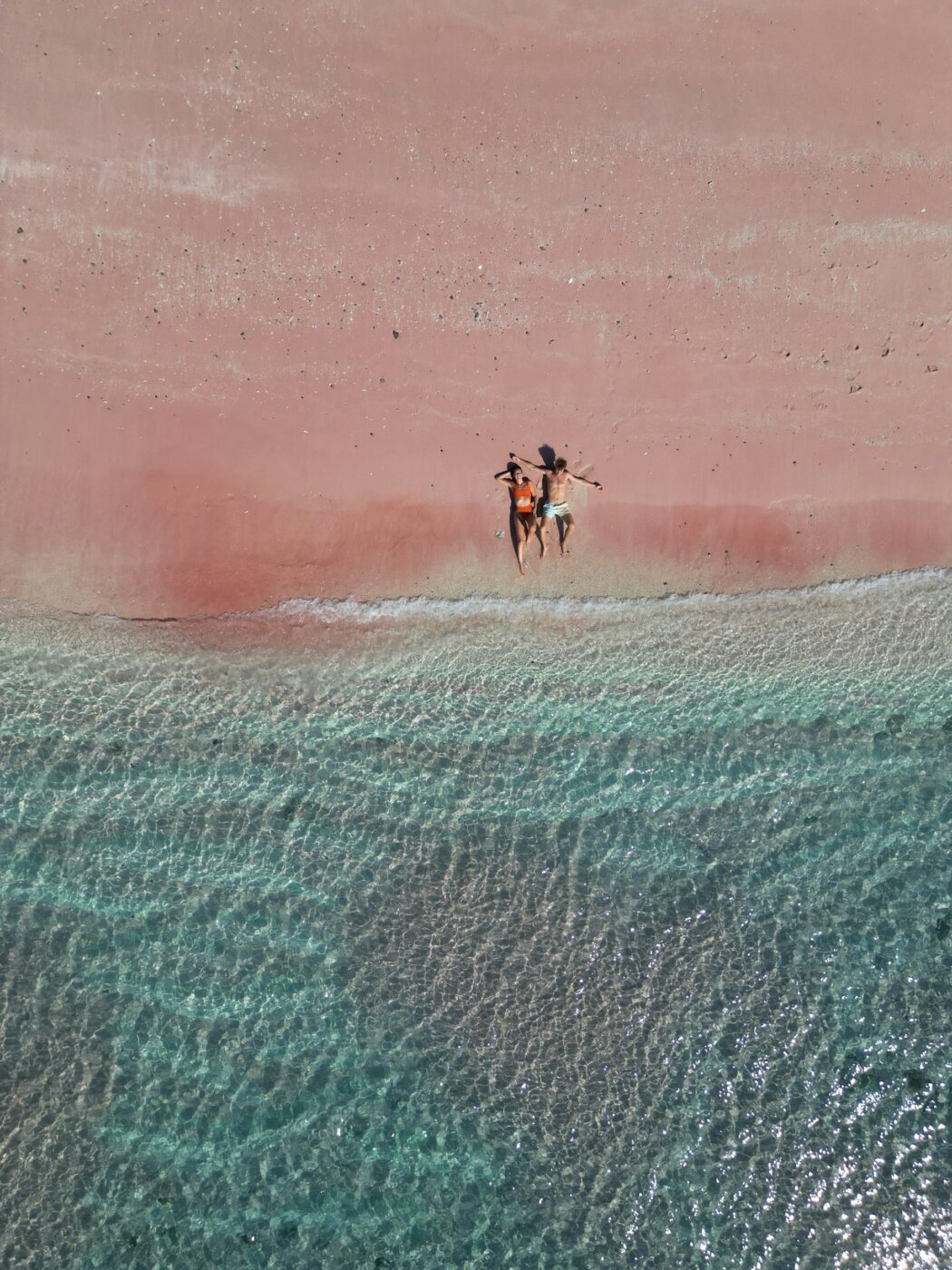 Flores Komodo Pink Beach 3