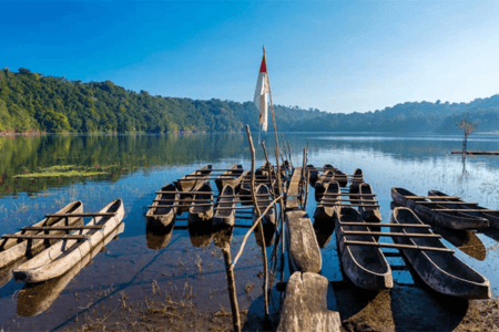 Bali Tambligan Canoe