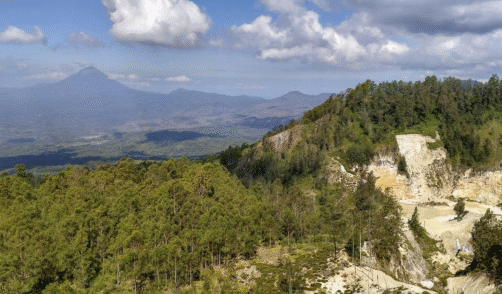 Flores Wawomuda Volcano 1