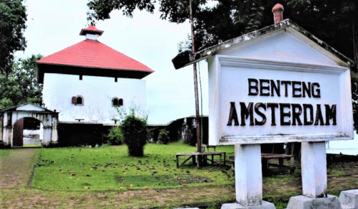 Maluku Ambon Fort Amsterdam 3