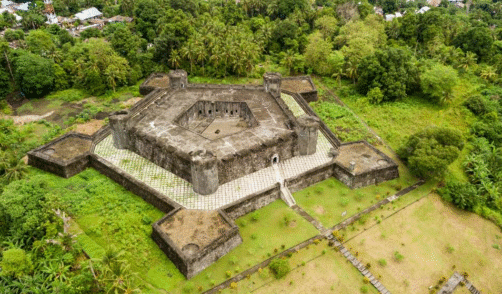 Maluku Banda Neira Fort Belgica 1