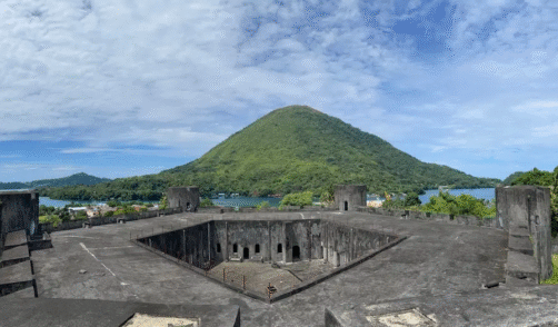 Maluku Banda Neira Fort Belgica 2