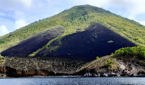 Maluku Banda Neira Gunung Api 1