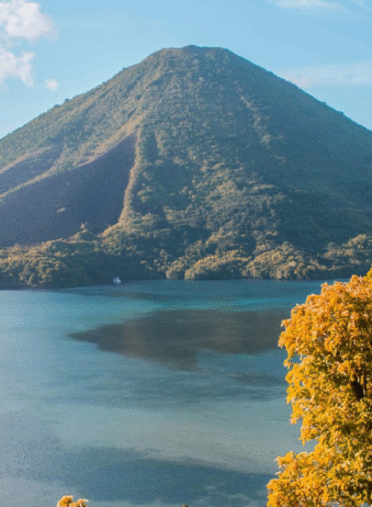 Maluku Banda Neira Gunung Api 3