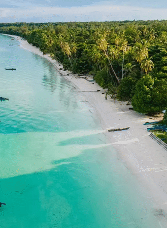 Maluku Kei Island Ngurbloat Beach 3