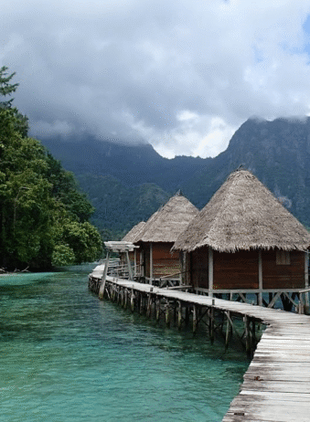 Maluku Seram Ora beach 2