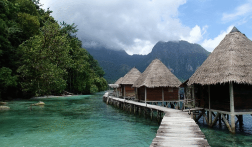 Maluku Seram Ora beach 2