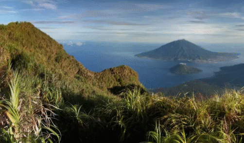 Maluku Tidore Volcan Kie Matubu