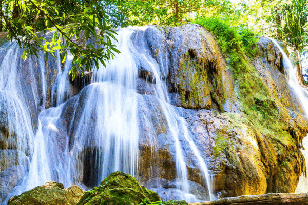 Timor Kupang Oenesu Waterfall