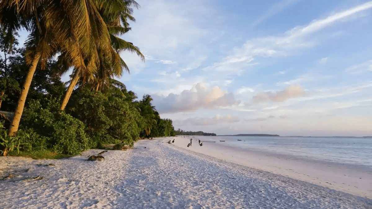 Maluku Kei Ohoidertawun Beach 1