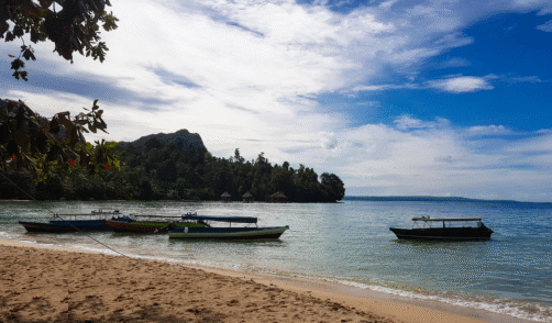 Maluku Seram Air belanda Beach 1
