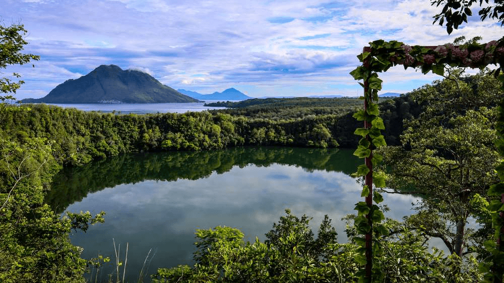 Maluku Ternate Tolire Lake