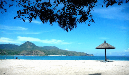 Sumbawa Maluk Beach 2