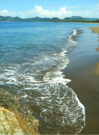 Sumbawa Poto Batu Beach