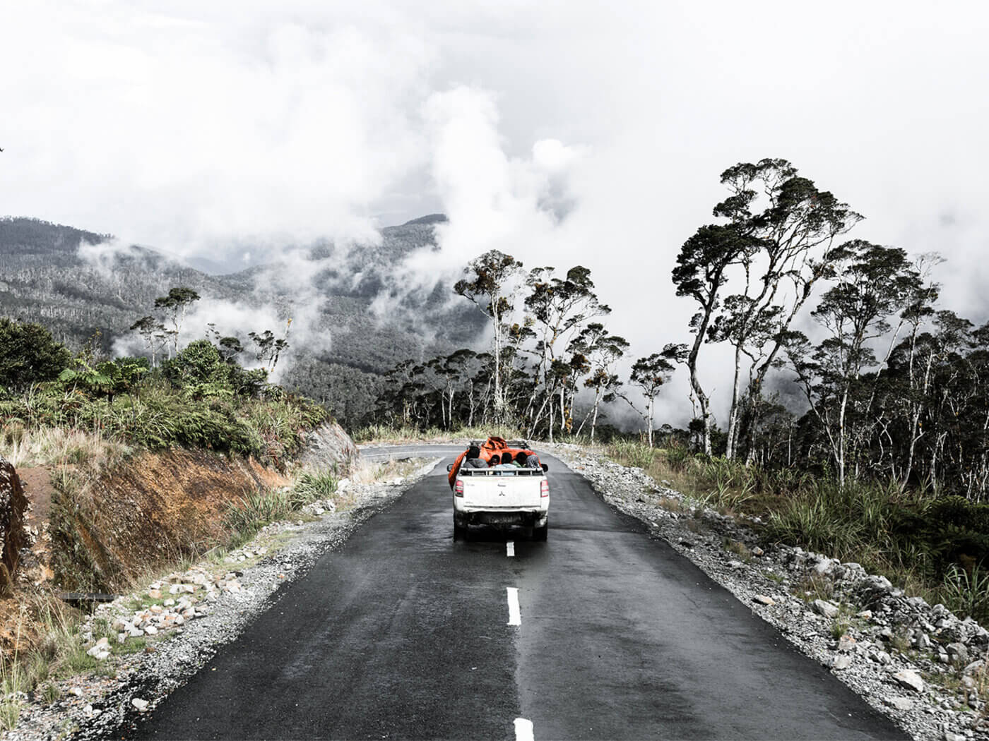 Trekking Lake Habbema - Wamena - Papua Explorer